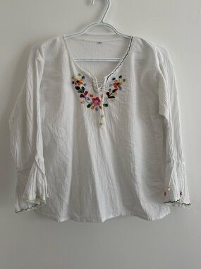 Vintage Embroidered V-Neck Peasant Top
